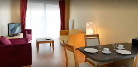 Résidence : L'hermine Blanche