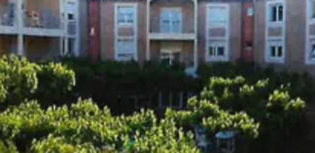 Résidence : EHPAD Enclos Saint-Césaire