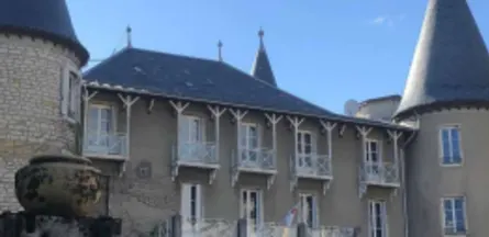 Résidence : EHPAD Château d'Angeville