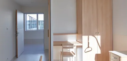 Résidence : Maison de Retraite Debrou