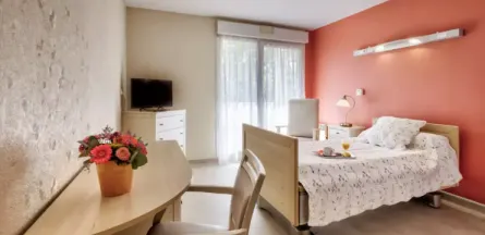 Résidence : EHPAD la Combe Saint-Victor