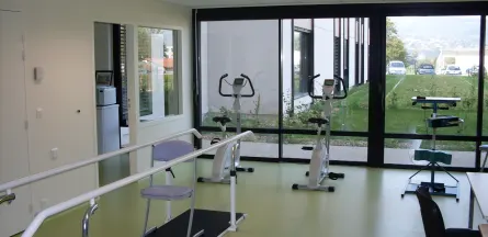 Résidence : EHPAD de l'Hôpital Intercommunal Gériatrique de Neuville