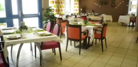 Résidence : EHPAD le Moulin des Prés