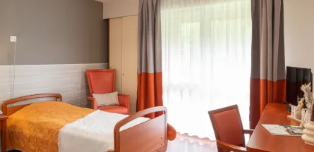 Résidence : Korian les Roses