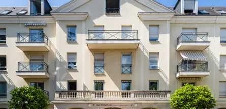 Résidence : Les Templitudes A Versailles