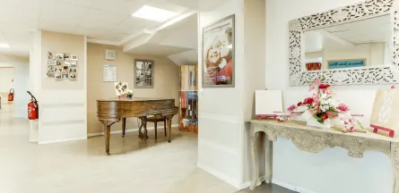 Résidence : Les Jardins Medicis A Mezy Sur Seine