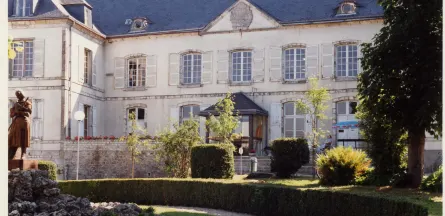 Résidence : EHPAD Résidence Jeanne-D'arc