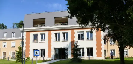 Résidence : EHPAD Maison Saint-Charles