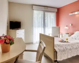 Résidence : EHPAD la Combe Saint-Victor