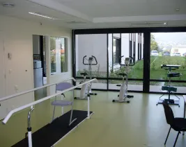 Résidence : EHPAD de l'Hôpital Intercommunal Gériatrique de Neuville