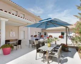 Résidence : EHPAD les Clos de Planestel