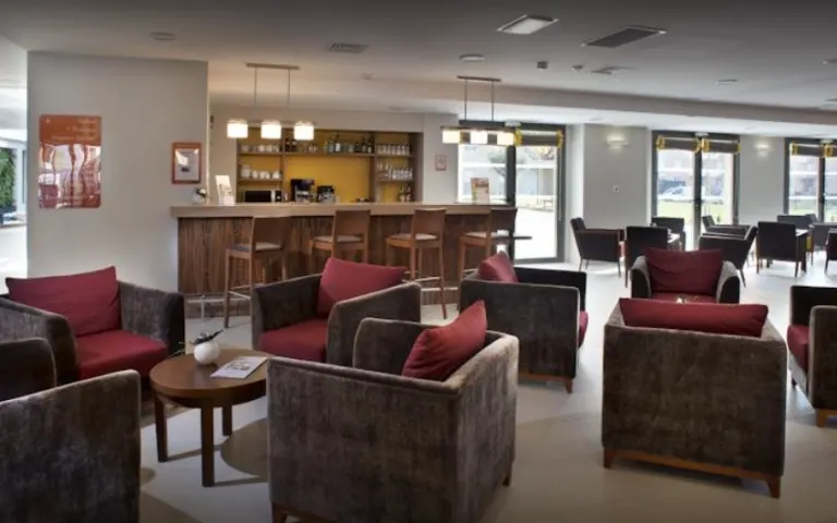 Image Résidence - 3 : Les Cigales du Lubéron