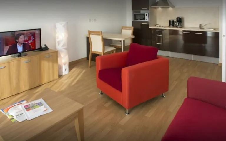 Image Résidence - 2 : Les Cigales du Lubéron