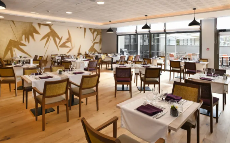 Image Résidence - 4 : Les Raisins Bleus