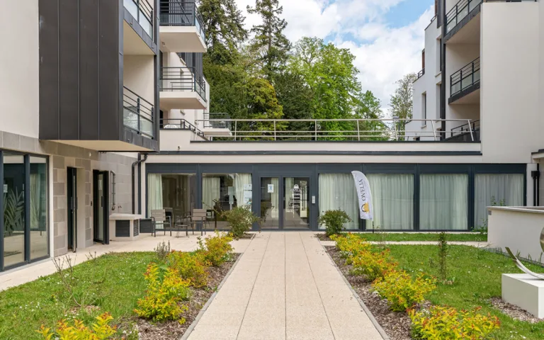 Image Résidence - 1 : Le Clos de la Reine Blanche