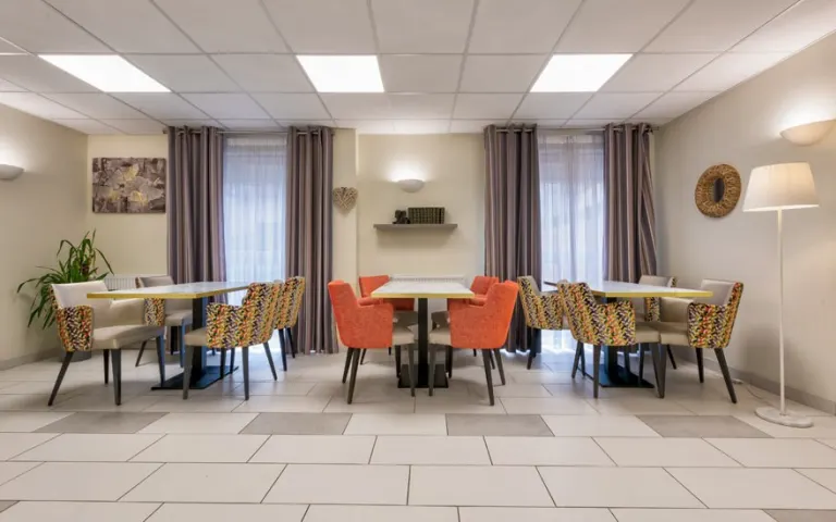 Image Résidence - 2 : Résidence Service Senior de l'Union