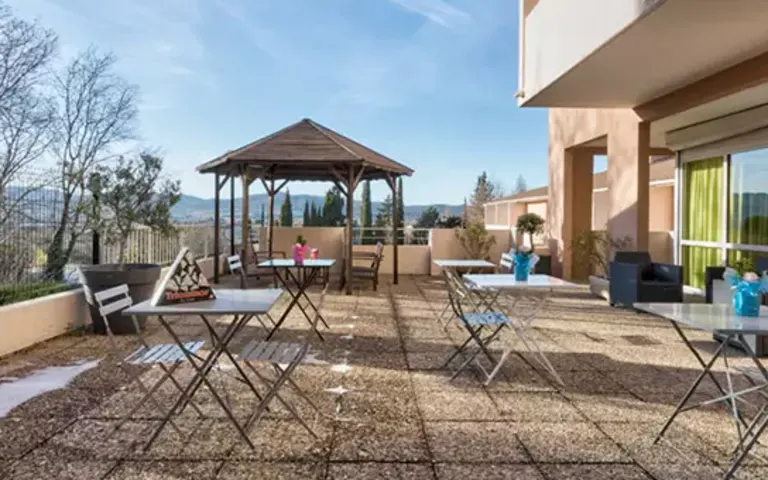 Image Résidence - 4 : Les Belles Fontaines - Rss