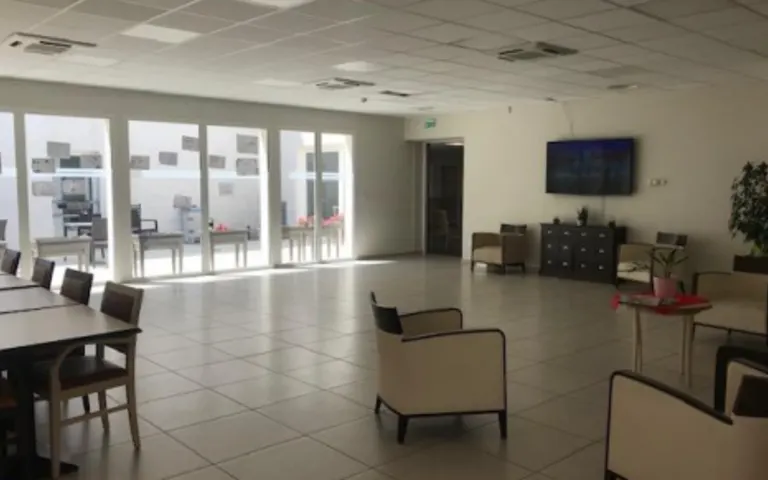 Image Résidence - 1 : EHPAD les Jardins de Mirabeau