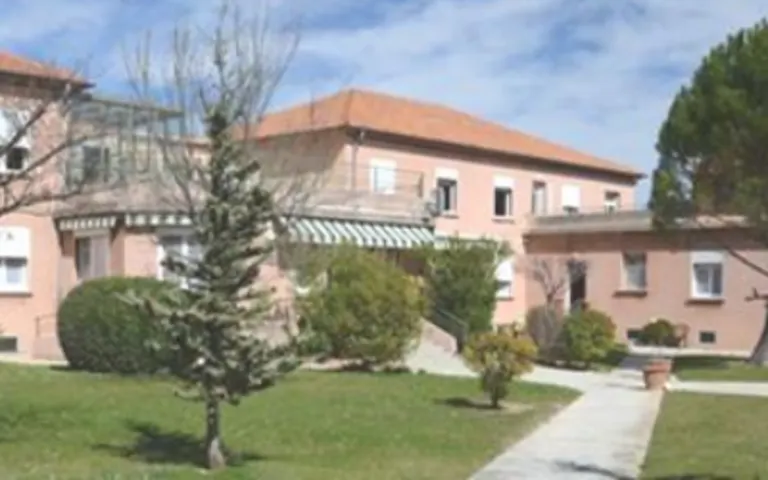 Image Résidence - 4 : EHPAD la Maison de la Pinède