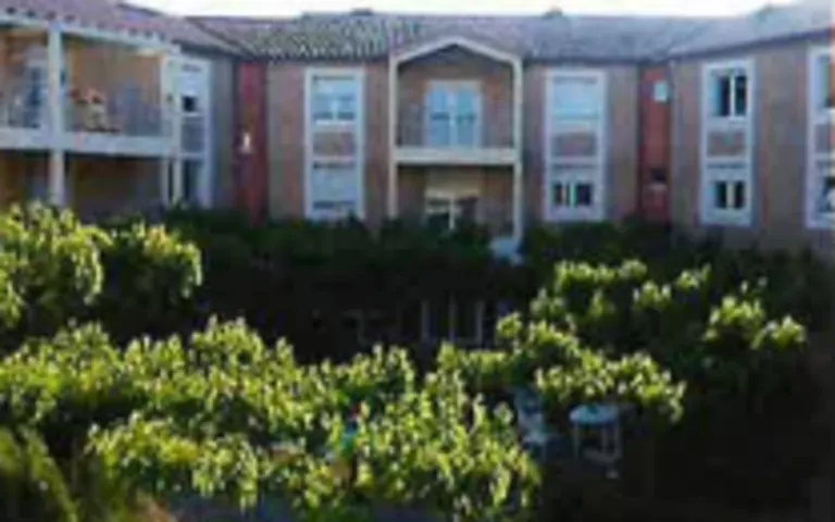 Image Résidence - 1 : EHPAD Enclos Saint-Césaire