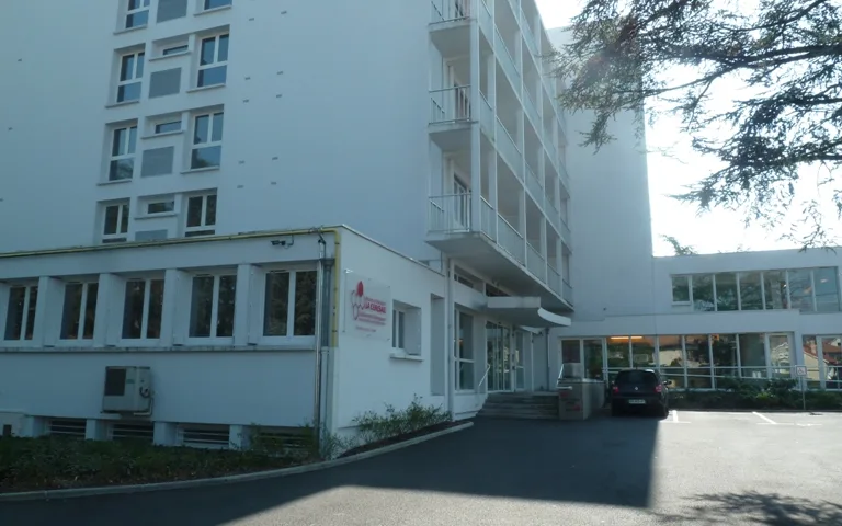 Image Résidence - 1 : EHPAD la Cerisaie de Saint-étienne