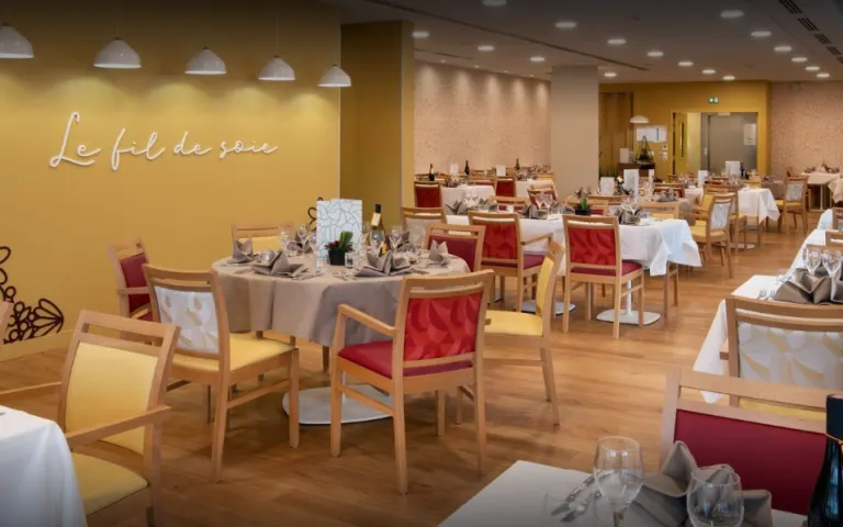 Image Résidence - 1 : Le Fil de Soie