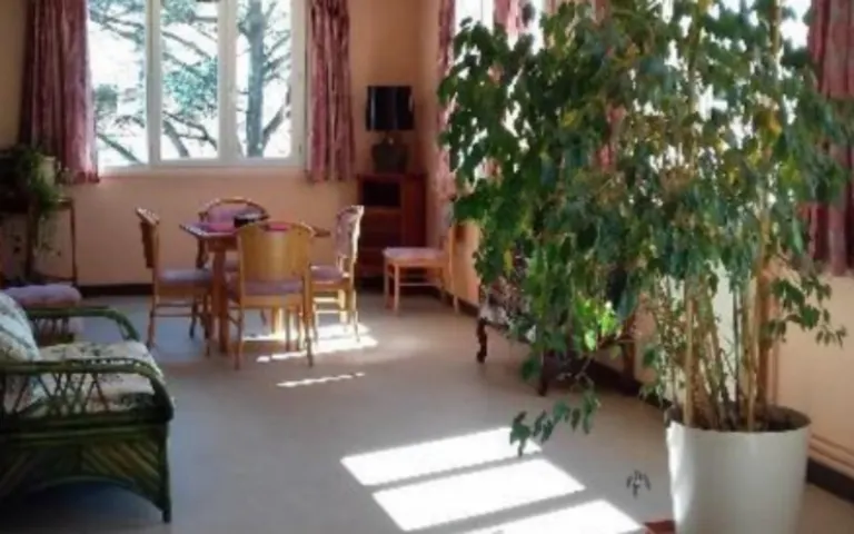 Image Résidence - 4 : Foyer-Résidence