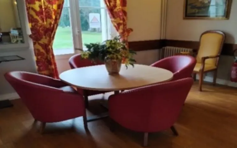 Image Résidence - 2 : EHPAD Château Pomerol