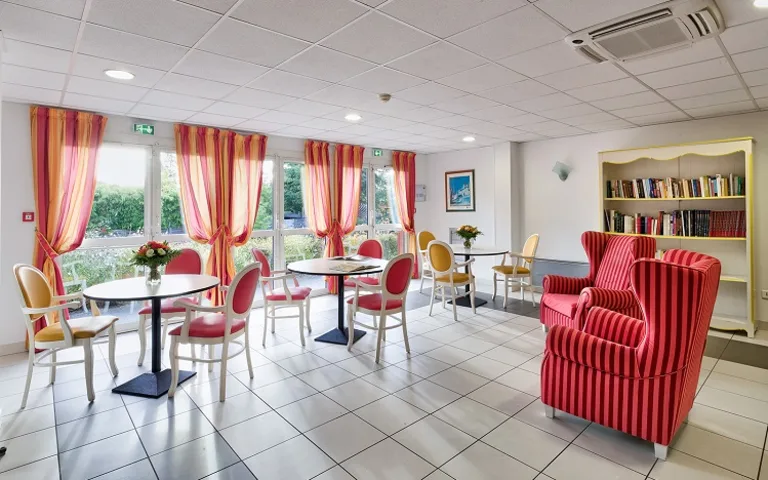 Image Résidence - 4 : La Maison de Saint Aubin - EHPAD