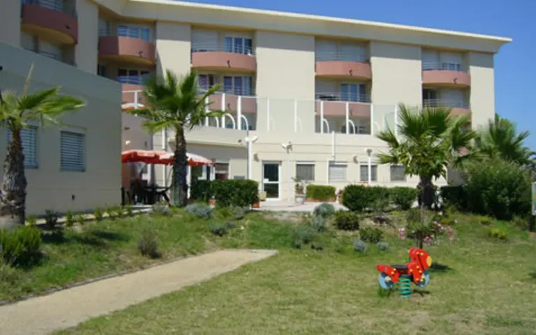 Image Résidence - 1 : Les Reflets d'Argent