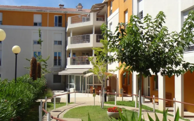 Image Résidence - 4 : EHPAD la Poesie