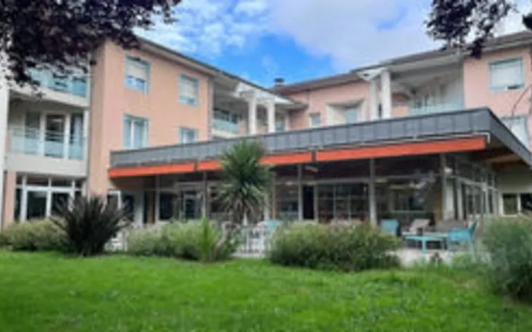 Image Résidence - 2 : EHPAD les Jardins de la Garenne