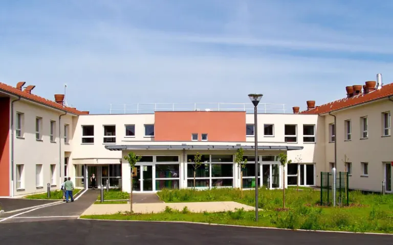 Image Résidence - 4 : La Maison des Mirabelliers