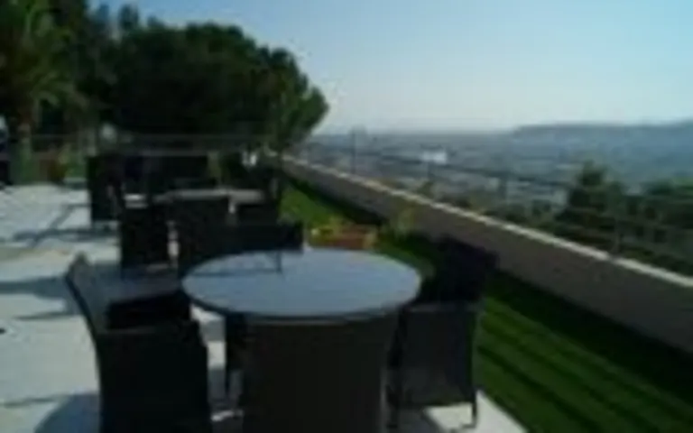 Image Résidence - 2 : Corniche Fleurie