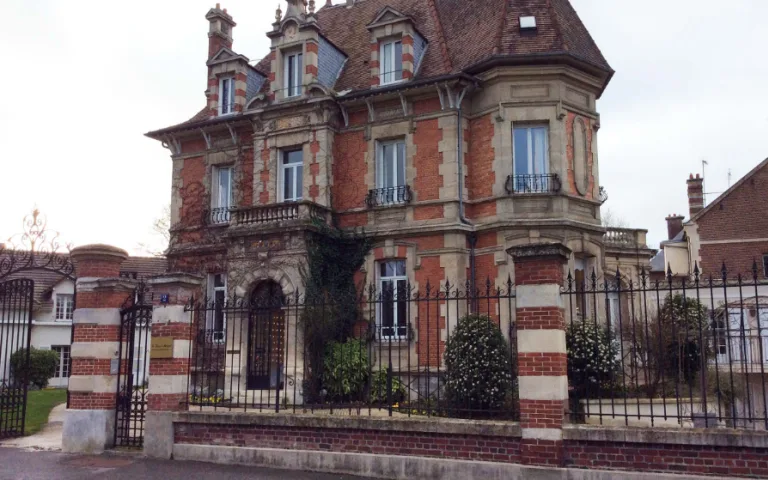 Image Résidence - 1 : Le Rond Royal - les Sablons