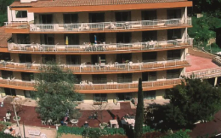 Image Résidence - 2 : EHPAD les Noisetiers