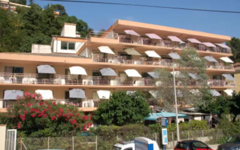 Image Résidence - 3 : EHPAD les Noisetiers