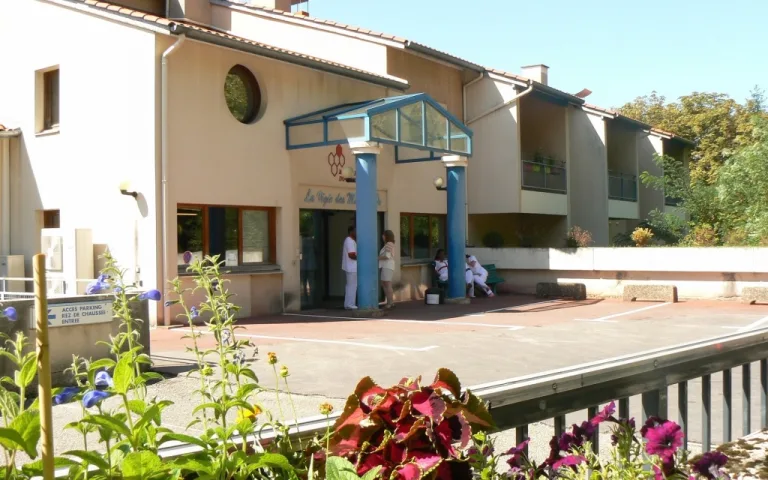 Image Résidence - 2 : EHPAD la Vigie des Monts d'Or