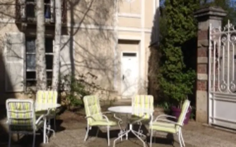 Image Résidence - 3 : La Table Ronde