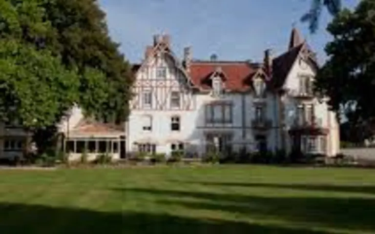 Image Résidence - 4 : EHPAD le Domaine du Château