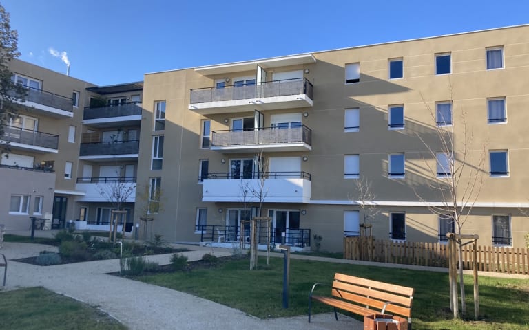 Image Résidence - 4 : Villeneuve-Lès-Avignon -  la Garance