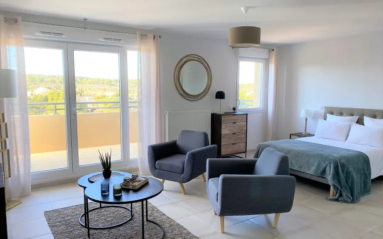 Image Résidence - 1 : Villeneuve-Lès-Avignon -  la Garance