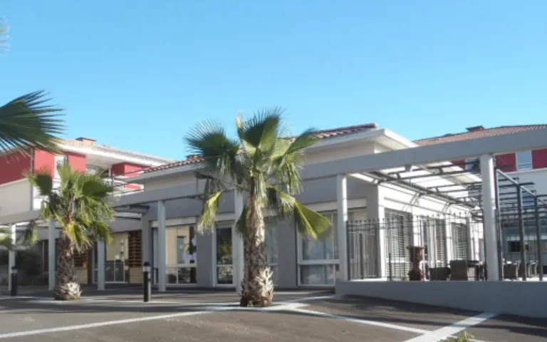 Image Résidence - 4 : La Colline de Sainte-Musse EHPAD Résidence le Cosor