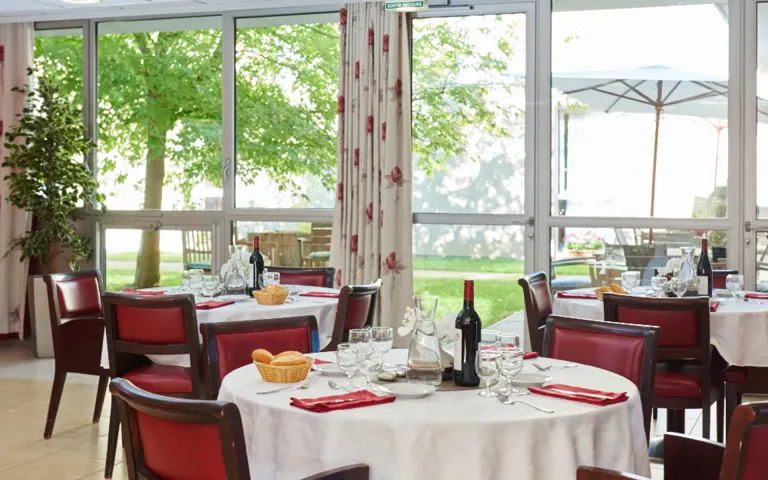 Image Résidence - 1 : Les Jardins Medicis A Aubergenville