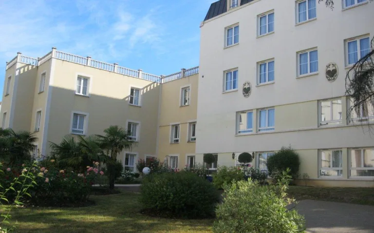 Image Résidence - 1 : EHPAD le Parc du Donjon