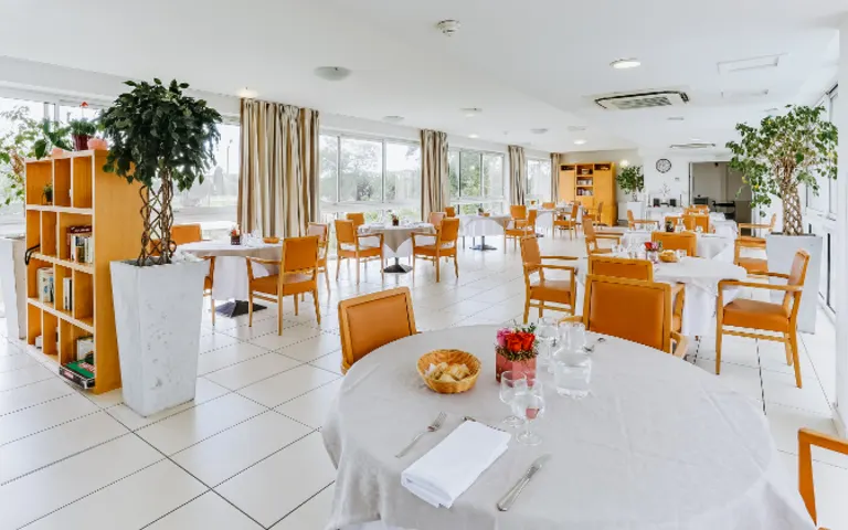 Image Résidence - 2 : Residence du Parc A Maison Laffitte