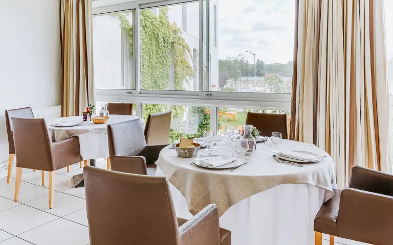 Image Résidence - 4 : Residence du Parc A Maison Laffitte