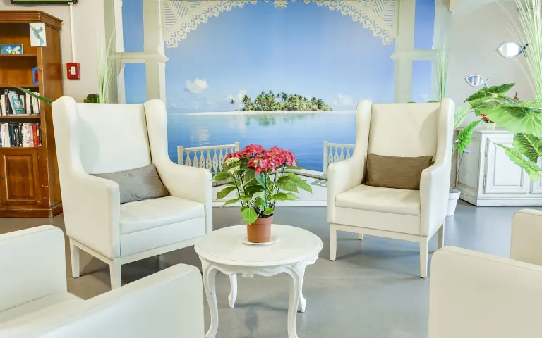 Image Résidence - 4 : Les Jardins Medicis A Mezy Sur Seine