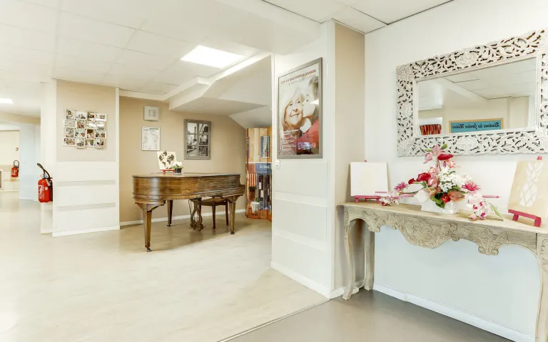 Image Résidence - 1 : Les Jardins Medicis A Mezy Sur Seine