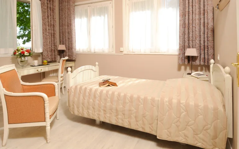 Image Résidence - 2 : Maison de Famille Château de Chambourcy